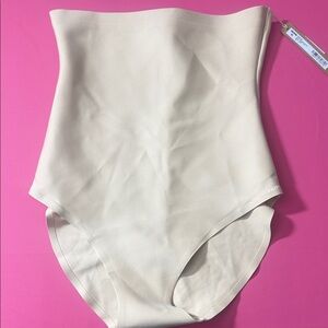 Skims zoned high waisted brief xl